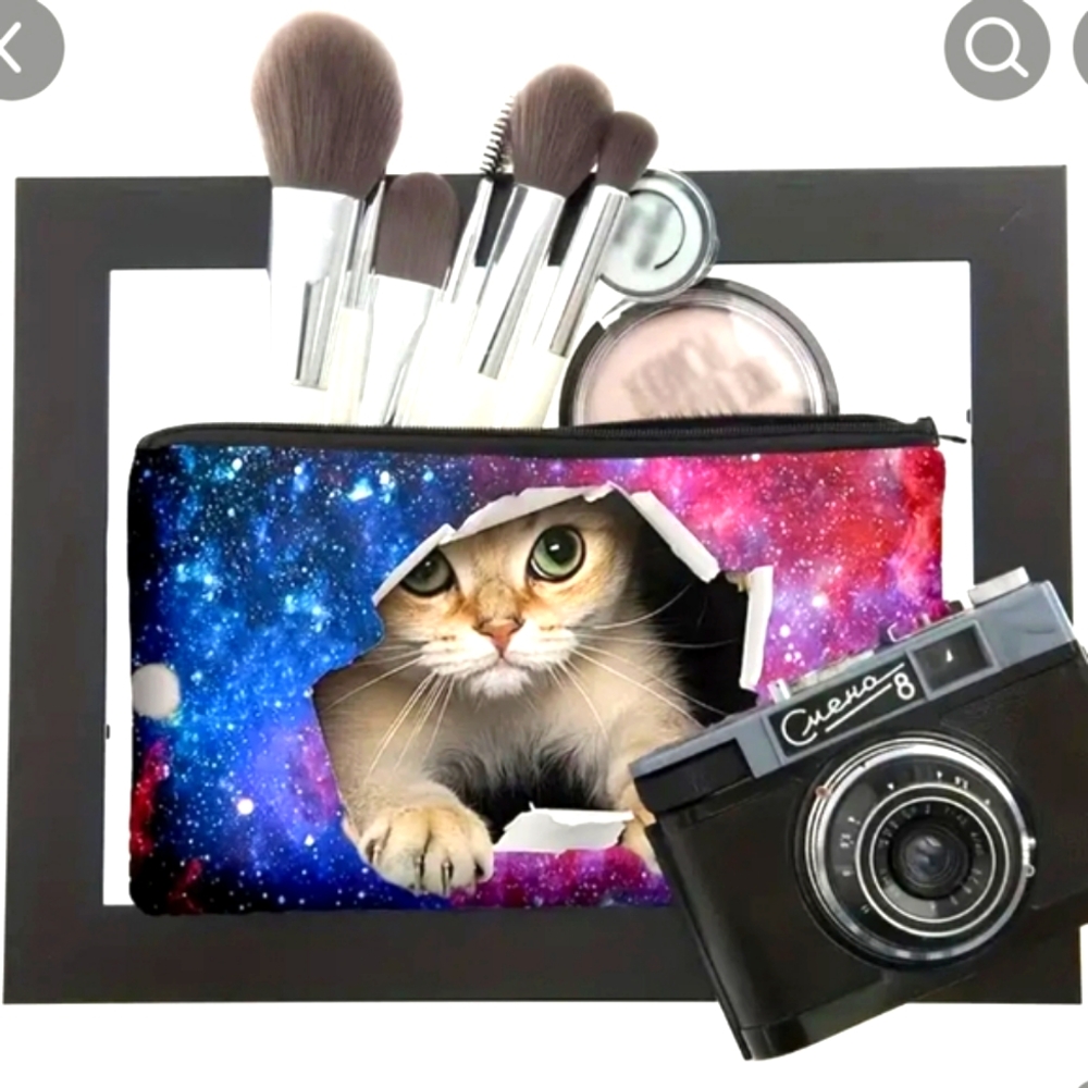 NIP Galaxy Cat Storage Bag Zipper Closure